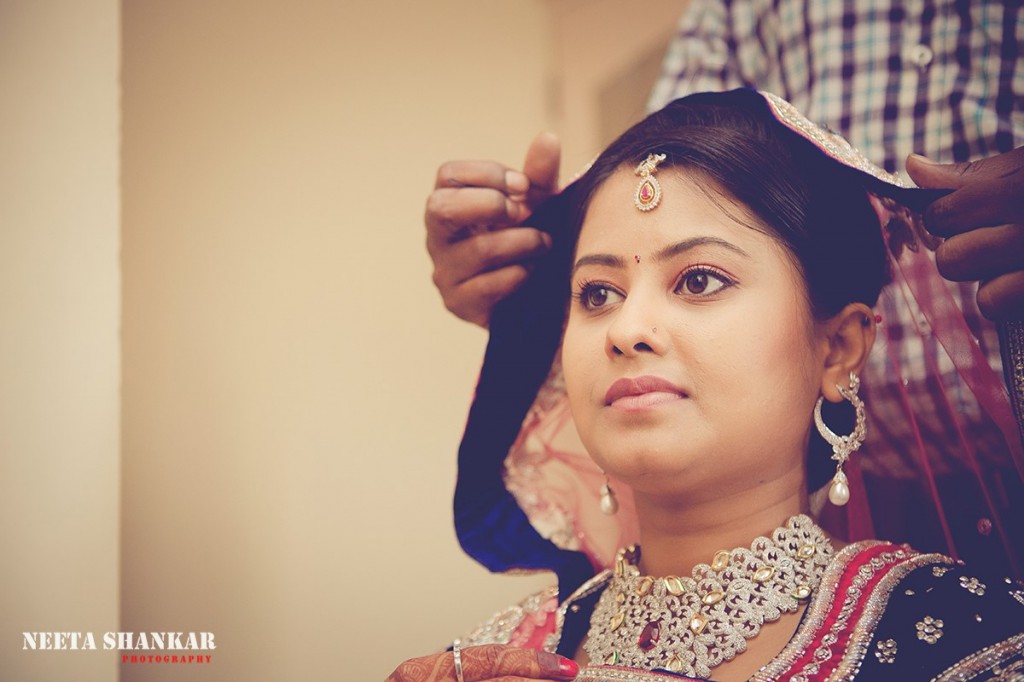 Dheeraj-Ankita-Candid-Wedding-Photography-Ashirwad-Kalyan-Mantap-Bangalore-India-Neeta-Shankar-Photography_2