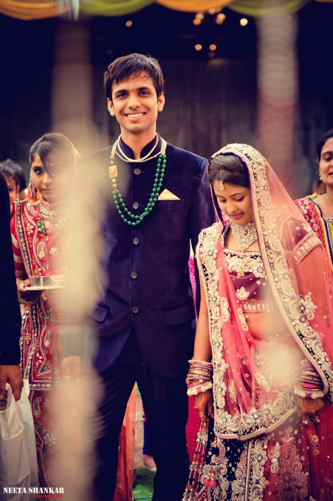 Dheeraj-Ankita-Candid-Wedding-Photography-Ashirwad-Kalyan-Mantap-Bangalore-India-Neeta-Shankar-Photography_25a