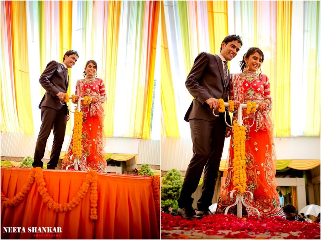 Dheeraj-Ankita-Candid-Wedding-Photography-Ashirwad-Kalyan-Mantap-Bangalore-India-Neeta-Shankar-Photography_29b