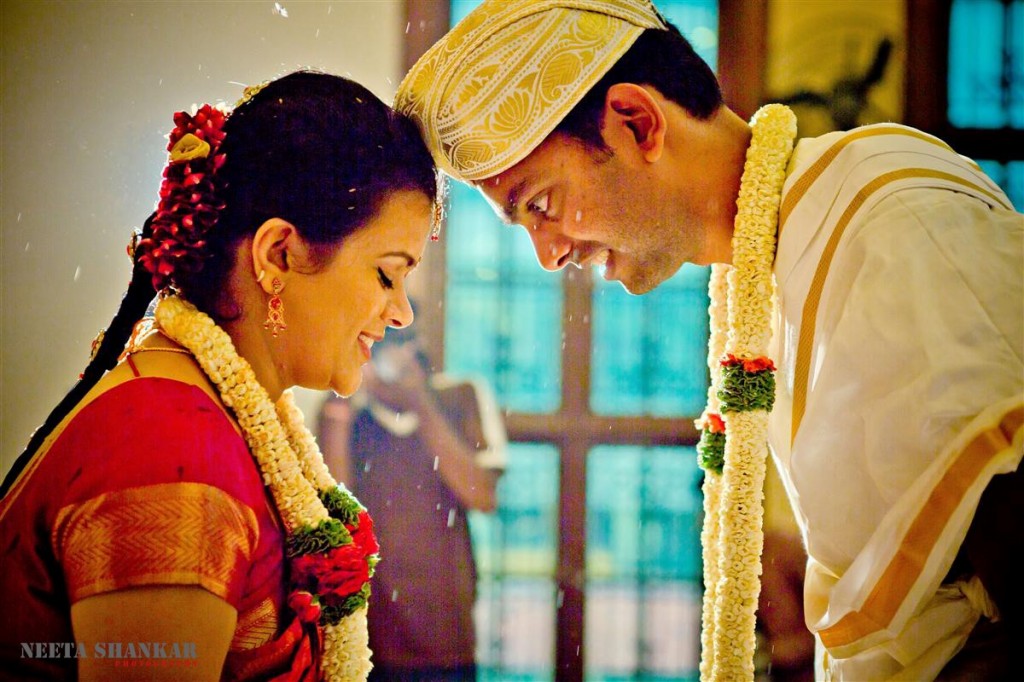 Ranjitha-Adarsh-Candid-Wedding-Photography-Amara-Kalyana-Mantapa-Bangalore-India-Neeta-Shankar-Photography-41