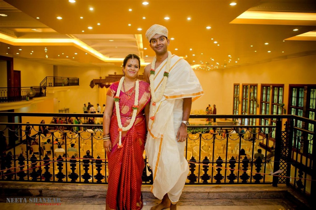 Ranjitha-Adarsh-Candid-Wedding-Photography-Amara-Kalyana-Mantapa-Bangalore-India-Neeta-Shankar-Photography-Cover