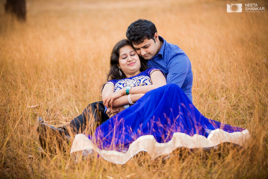 Neeta-Shankar-Photography-Hesarghatta-Grasslands-Pre-Wedding-Couple-Shoot-Bangalore-outdoor