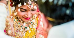 Neeta-Shankar-Telugu-Wedding-Hyderabad-Candid-Photography-Top-Venue-Talambralu- Jeelakarra-Bellamu