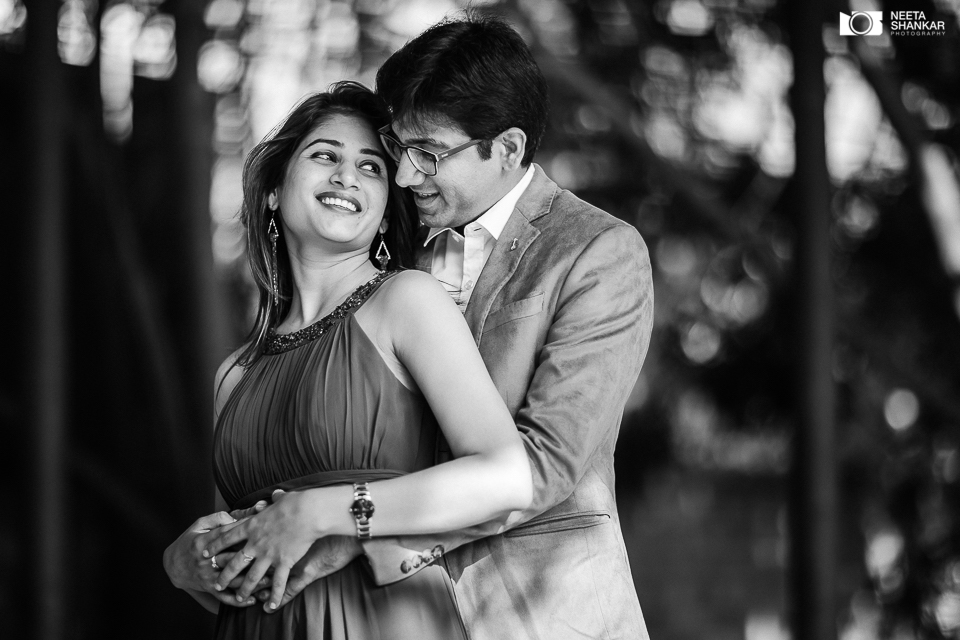 Neeta-Shankar-Photography-Pre-Wedding-Shoot-Tamarind-Tree-Beautiful-Couple-Best-Location